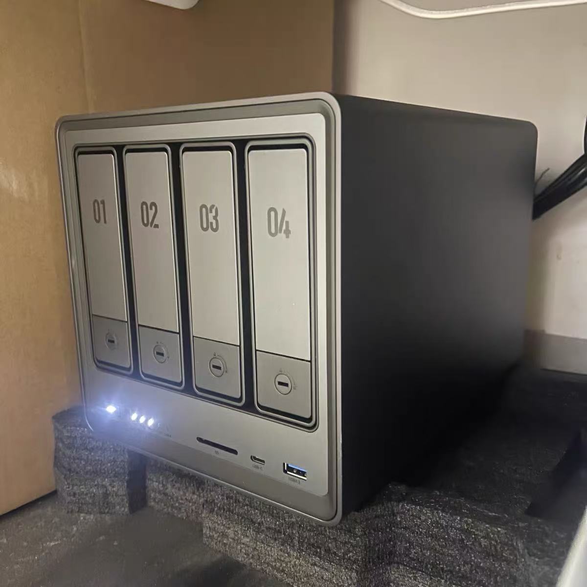 TLF Ugreen DXP4800 Plus 4-Bay  – Ddr5 8Gb Bewertung und Preis