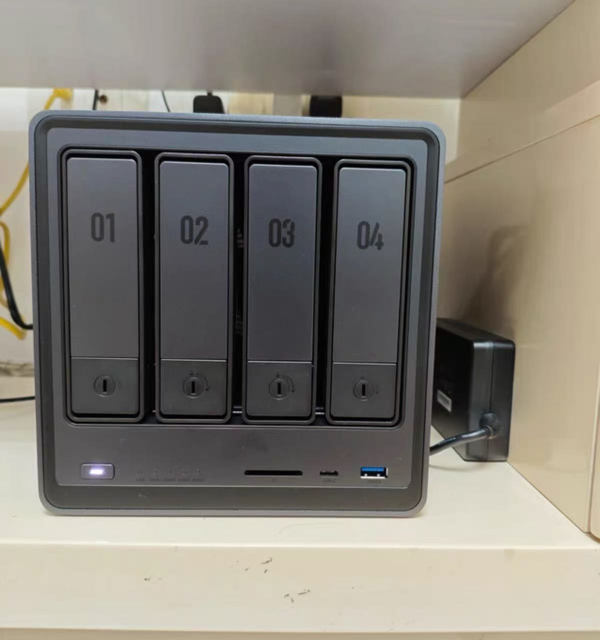 TLF Ugreen DXP4800 Plus 4-Bay  – Ddr5 8Gb Bewertung und Preis